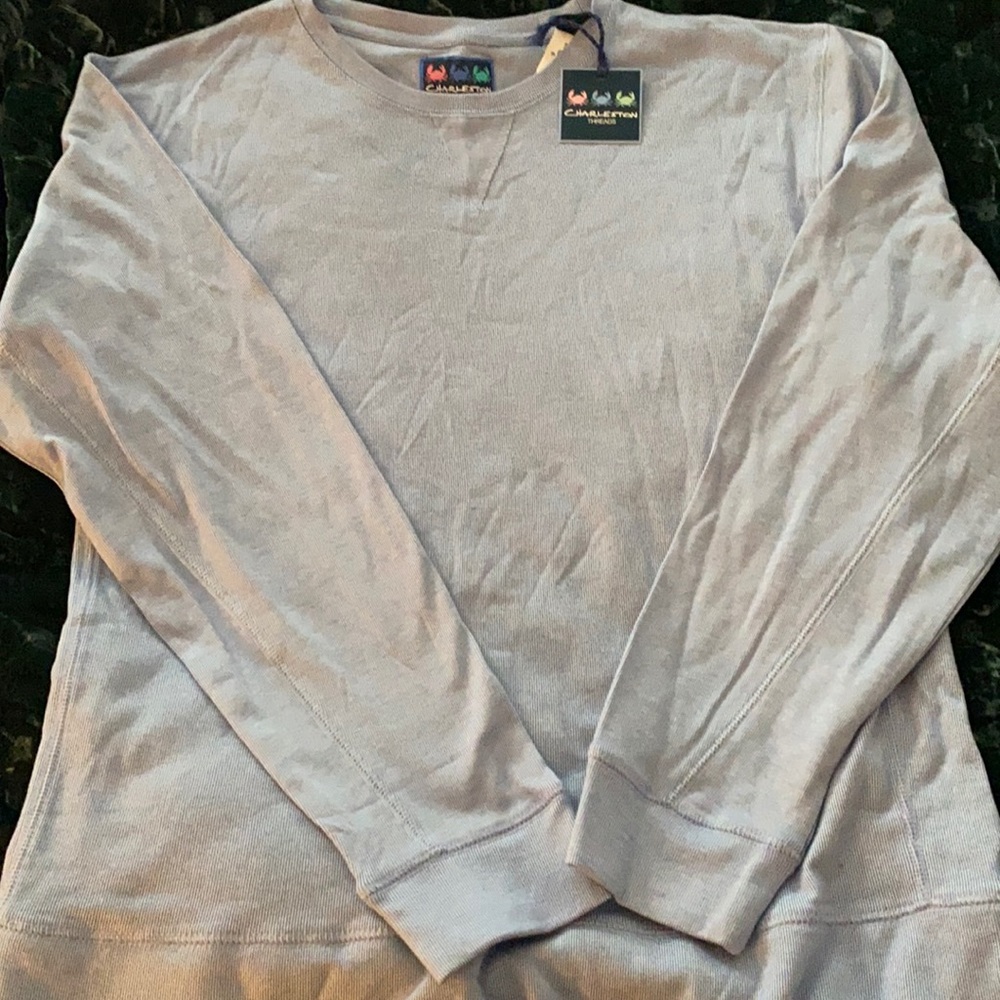 Men’s long sleeve shirt